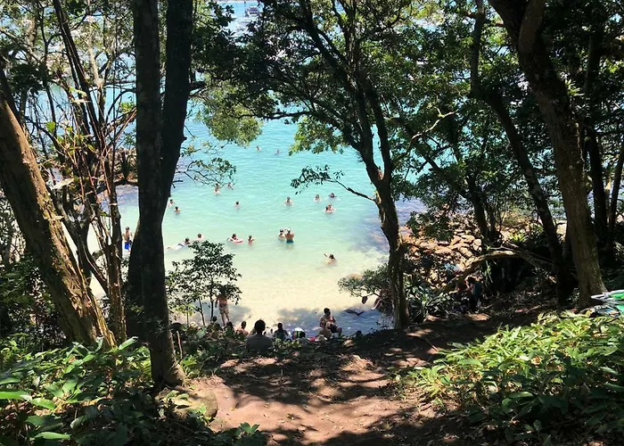 Praia De Bombinhas Res Solar Das Bromelias